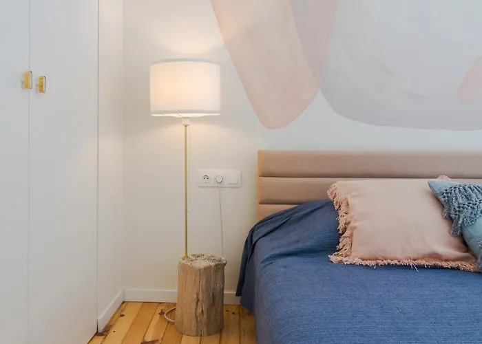 Little Perfection - Super King Size Bed - Wifi 200 Mbp Sofia